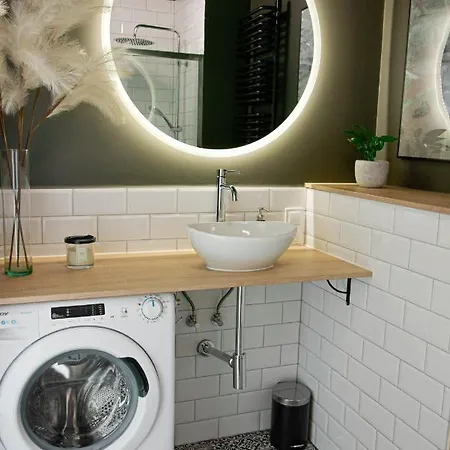 Apartment Heaven Hanza Tower 17th Floor *