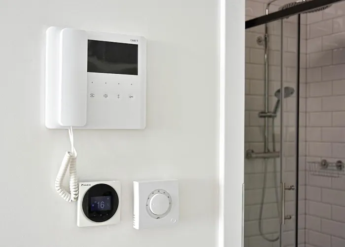 Heaven Hanza Tower 17th Floor